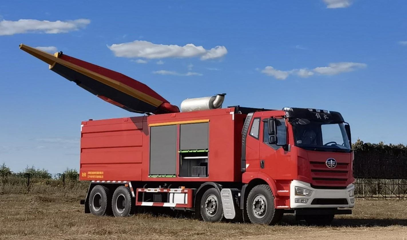 THD5310TGPC6 型远程高压灭火高炮车